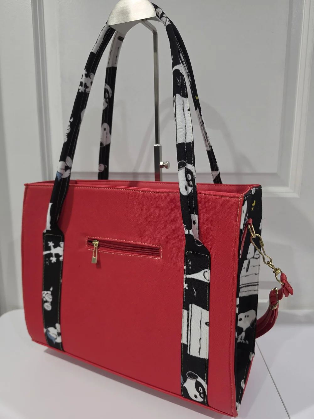 Snoopy Red Tote Laptop Bag with Character Applique